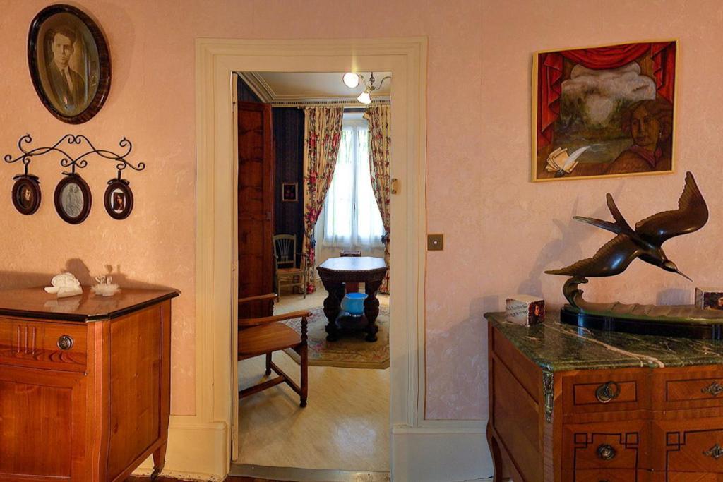 Amphore Du Berry Saint-Amand-Montrond Room photo